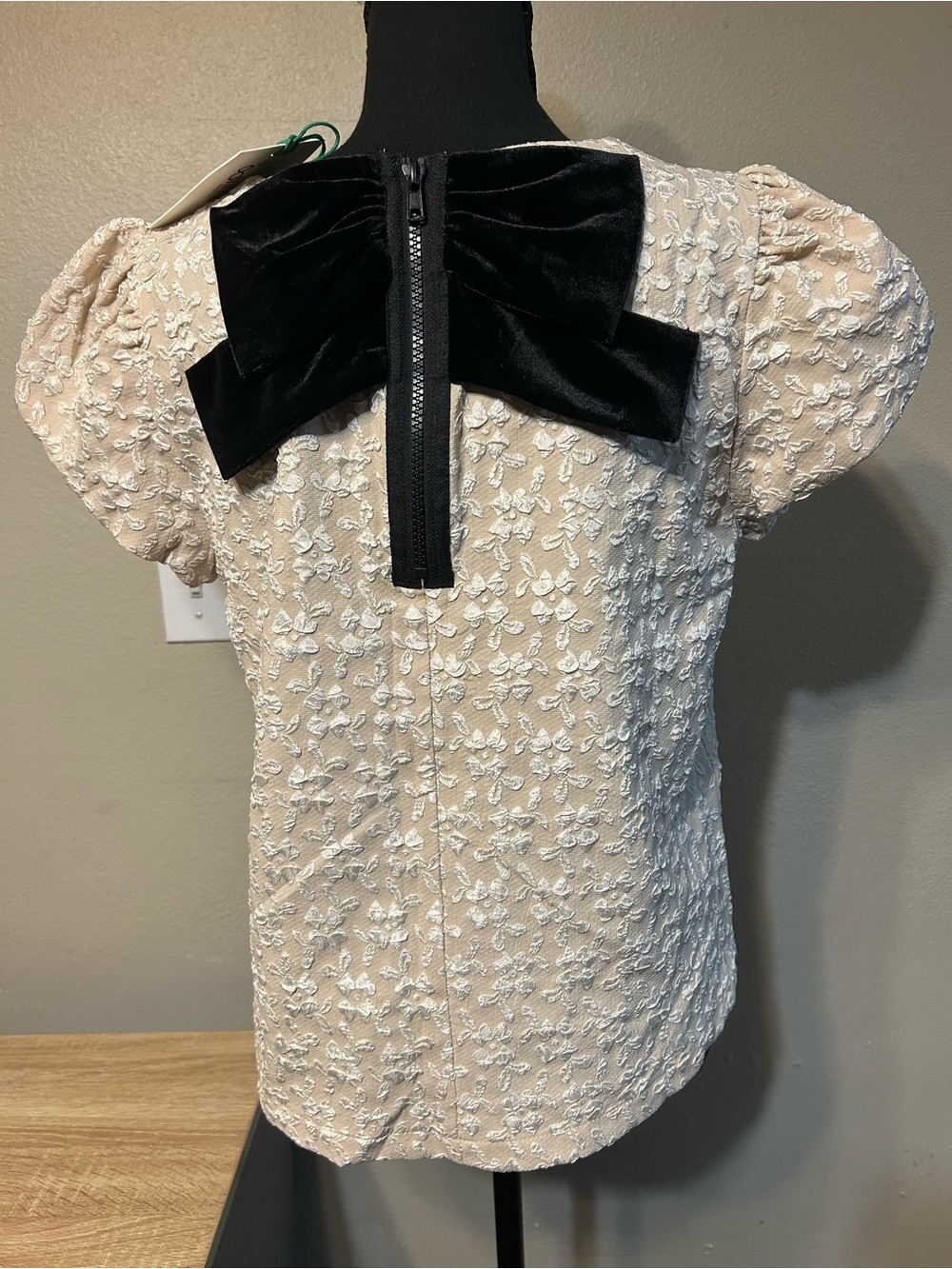 VOY NWT Small Floral Jacquard Puff Sleeve Top Black Velvet Bow Coquette Blouse